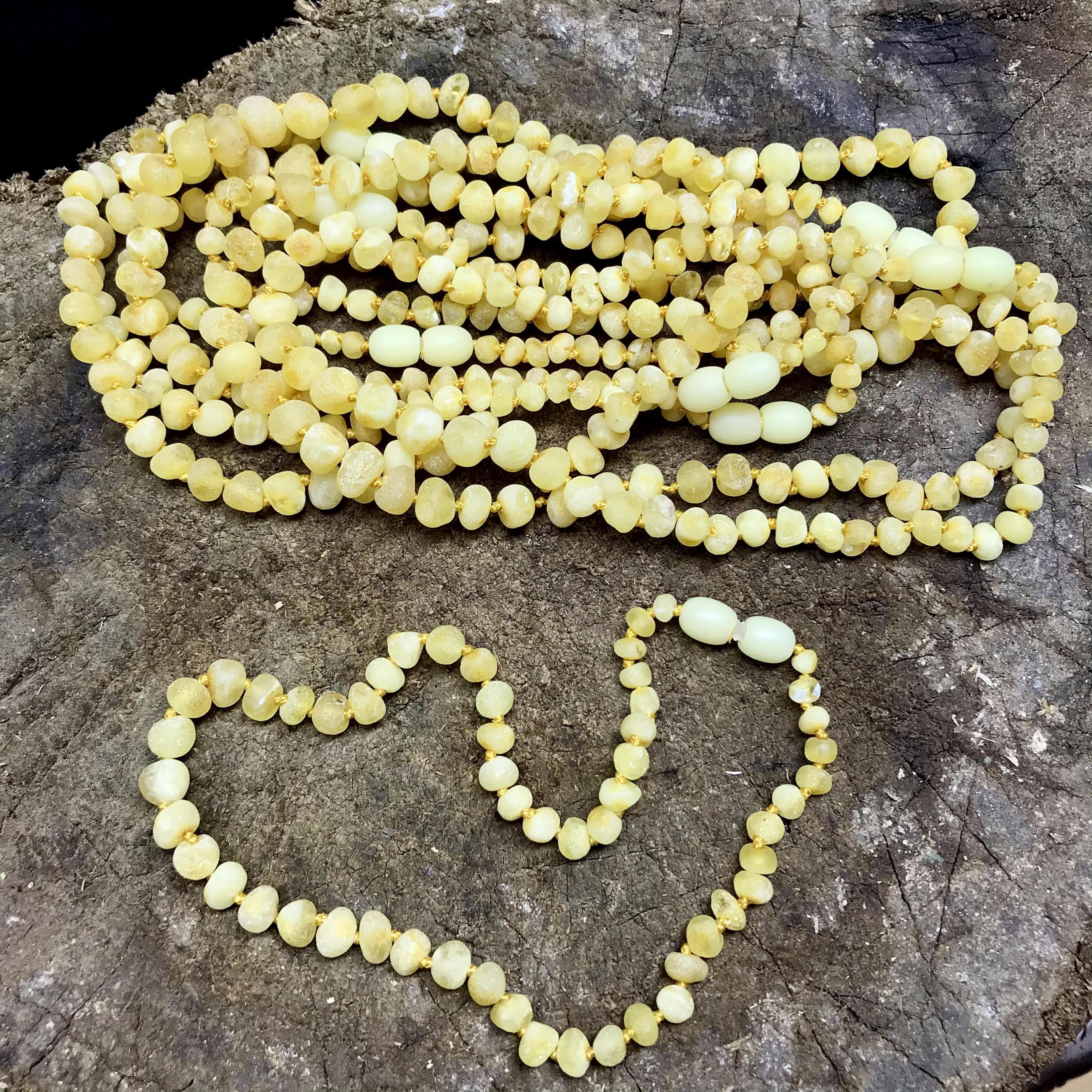 İsme Özel Kutulu Sarı Renk Damla Kehribar Bebek Diş İsme Özel Kutulu Sarı Renk Damla Kehribar Bebek Diş